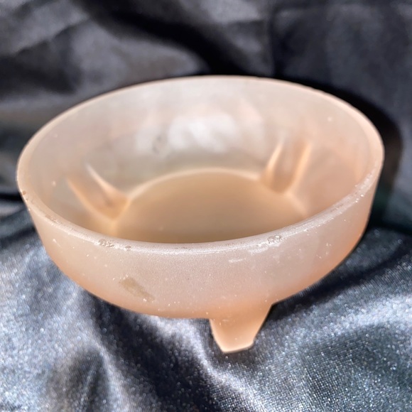 Art Deco Powder Jar Pink Satin Glass L.E.Smith makeup trinket dish candy jewelry - Picture 9 of 12